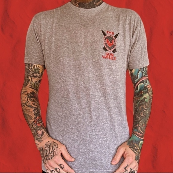 Stryker Gun Vault ammo store Utah tourist t shirt men’s L gray red - Picture 1 of 7